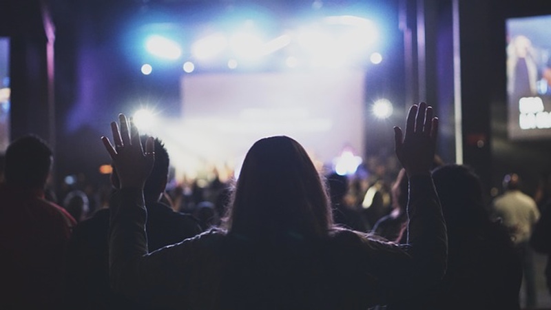 Sunday Morning Praise and Worship – April 19, 2020